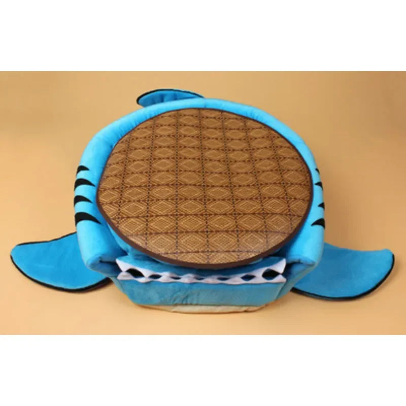 Cama Nido Tiburón para Gatos y Perros Pequeños — Suave, Cálida y Lavable (Talla M, adecuado para 6 kg) 🦈🐾