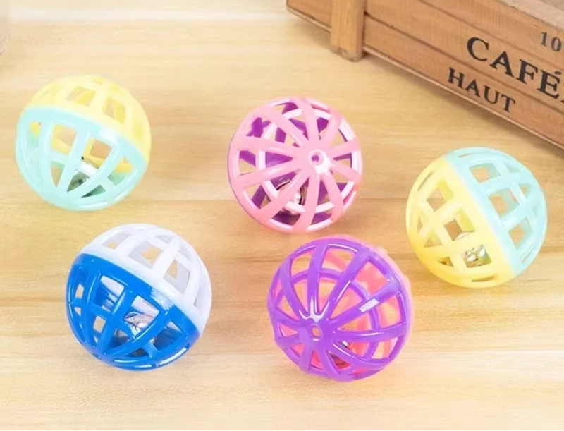 Pelotas suaves para atrapar, empujar y perseguir del juguete rompecabezas de fieltro para gatos.