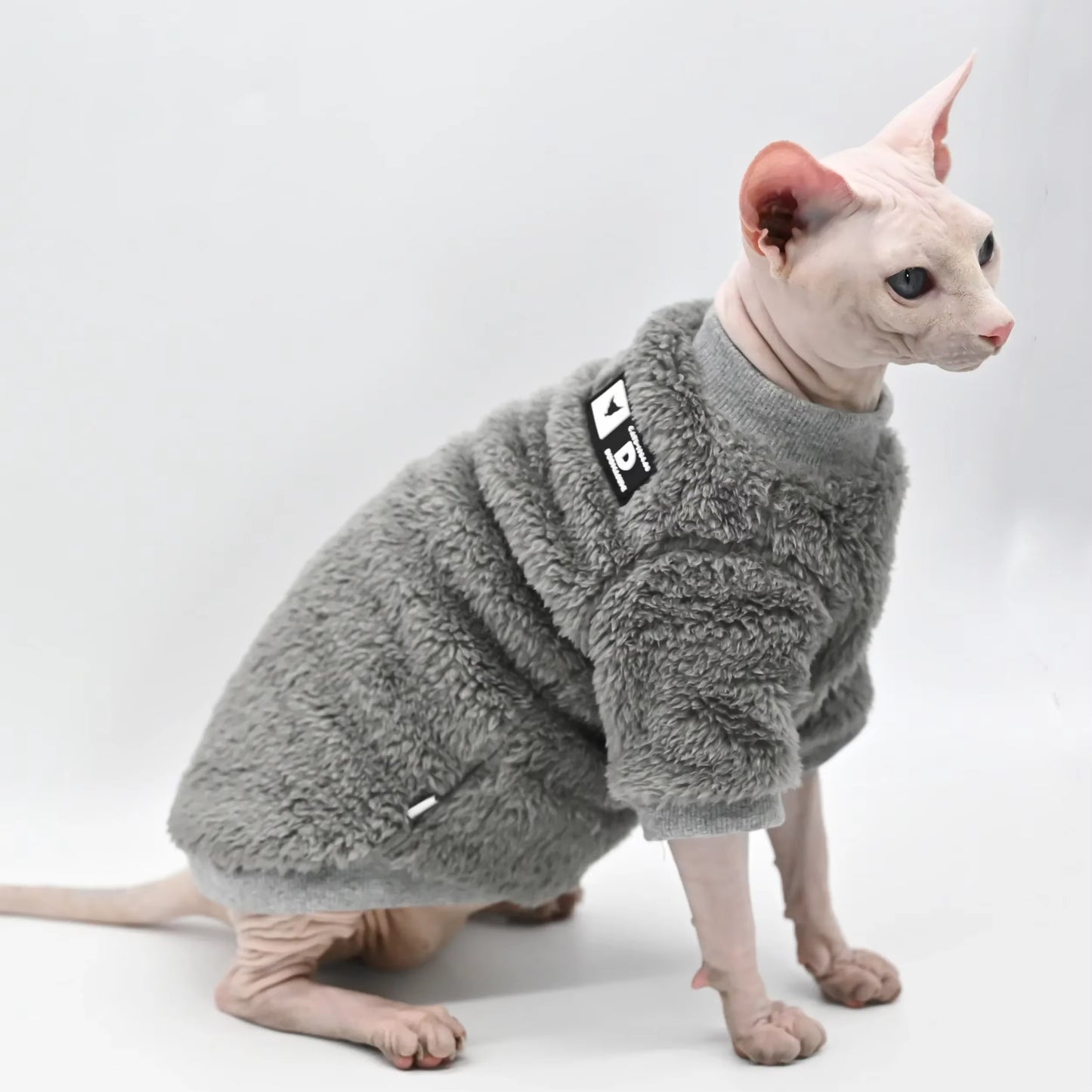 #BABABA; — Gato Sphynx con suéter de invierno gris térmico acolchado